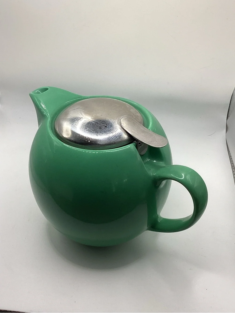 ZERO JAPAN Universal Teapot (or Bee House Teapot)